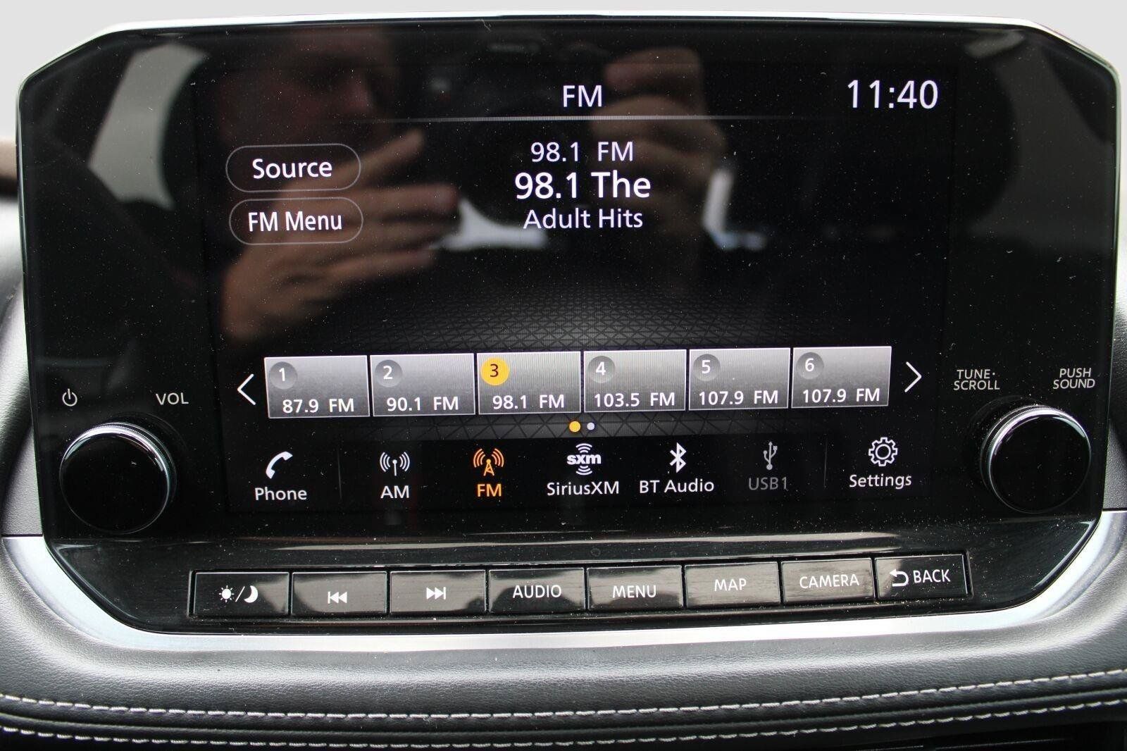 Used 2023 Nissan Rogue SL w/ SL Premium Package FWD image 22