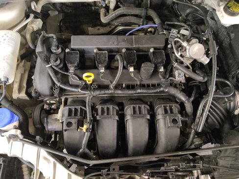 Used 2018 Ford Focus SE FWD image 30