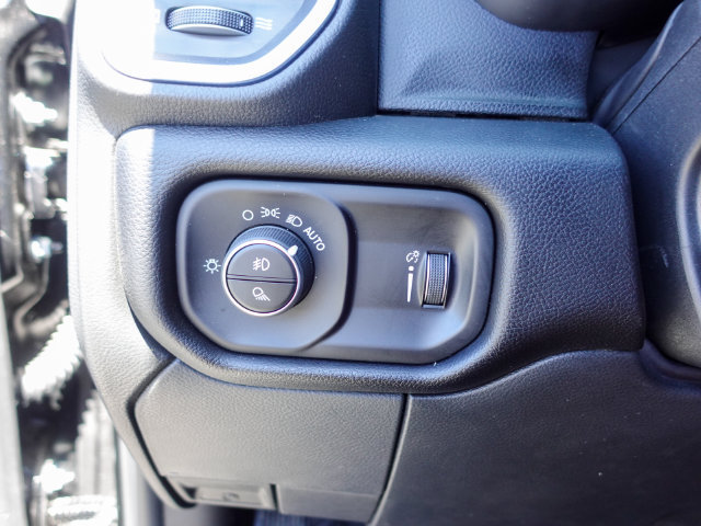 New 2026 RAM 3500 Big Horn AWD/4WD image 18