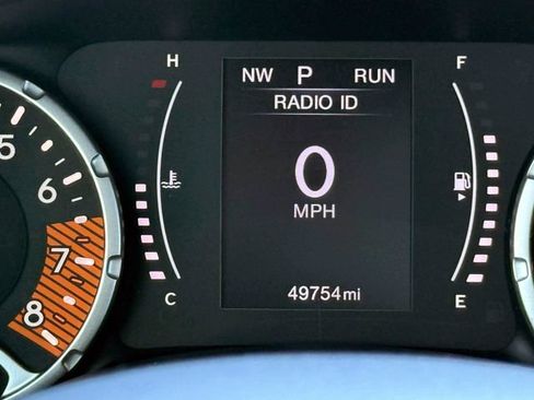 Certified 2023 Jeep Renegade Latitude AWD/4WD image 21