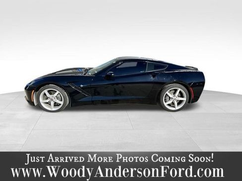 Used 2015 Chevrolet Corvette Stingray Coupe image 3