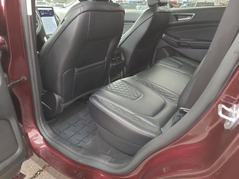 Used 2024 Ford Edge Titanium image 20