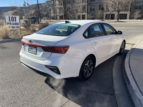 Certified 2021 Kia Forte LXS image 9
