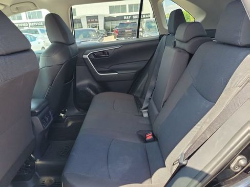 Used 2025 Toyota RAV4 LE AWD/4WD image 11
