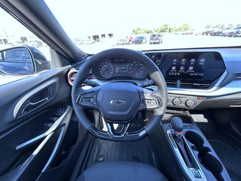 New 2026 Chevrolet Trax RS w/ Sunroof Package image 13