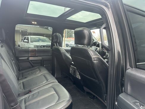 Used 2015 Ford F150 Platinum w/ Equipment Group 701A Luxury image 14