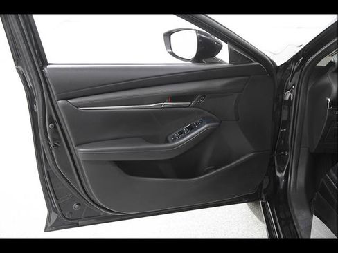 Used 2021 MAZDA MAZDA3 s AWD/4WD image 4