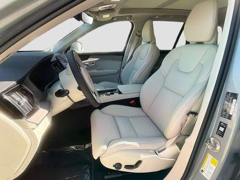 New 2026 Volvo XC90 T8 Ultra w/ Protection Package Premier AWD/4WD image 22