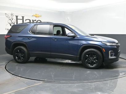 Used 2023 Chevrolet Traverse LT