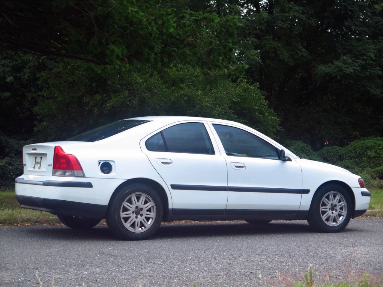 Used 2004 Volvo S60 2.5T FWD image 4