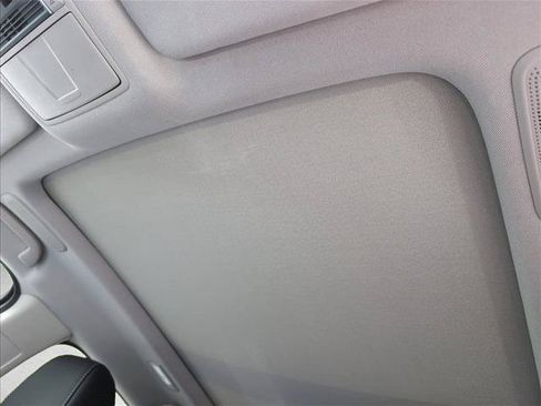 Used 2025 Acura MDX FWD w/ Technology Package image 18