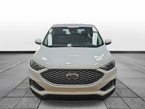 Used 2024 Ford Edge SEL image 2