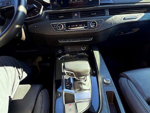 Used 2023 Audi A4 2.0T Premium image 21
