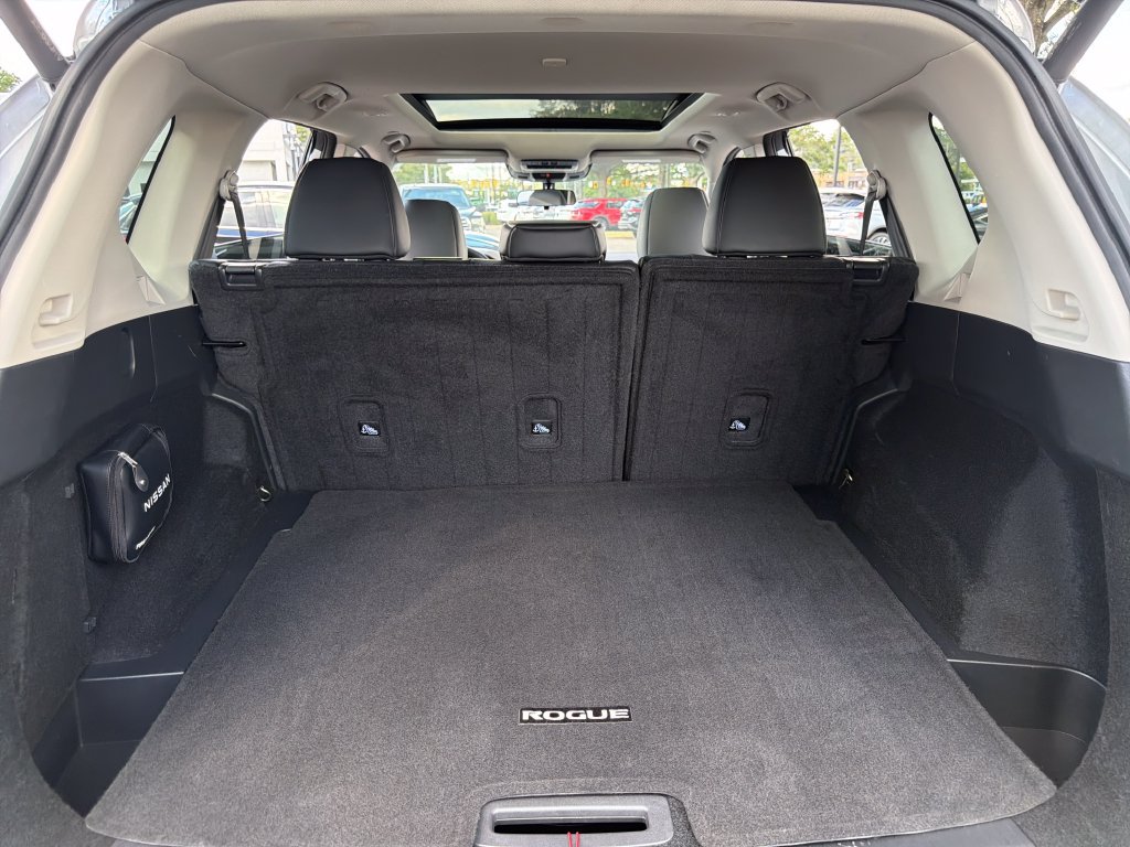 Used 2023 Nissan Rogue SV w/ SV Premium B Package FWD image 35