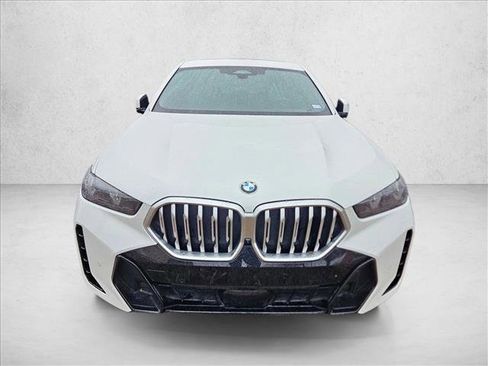 Certified 2024 BMW X6 xDrive40i w/ Parking Assistance Package image 2