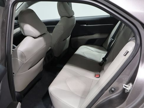 Used 2023 Toyota Camry XLE w/ Navigation Package AWD/4WD image 18