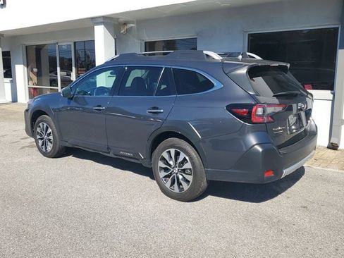 Used 2024 Subaru Outback Touring XT image 2