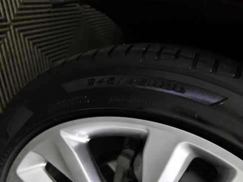 Used 2023 Buick Envision Avenir image 41