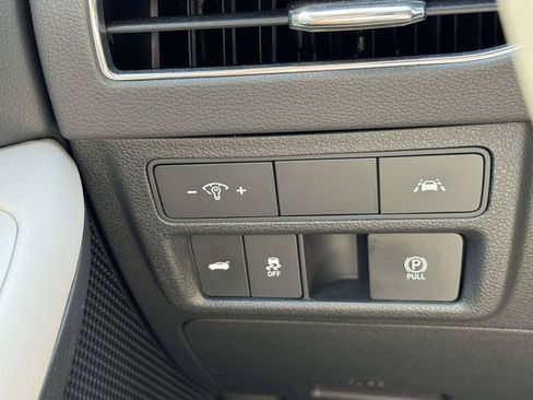 Used 2023 Hyundai Sonata SEL FWD image 18