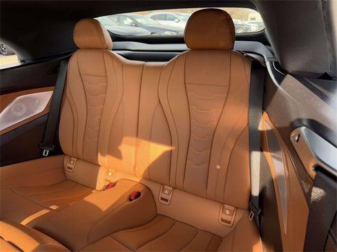 Used 2022 BMW M850i xDrive Convertible image 33