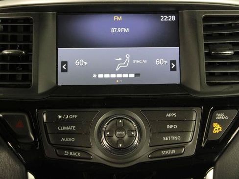 Certified 2020 Nissan Pathfinder S FWD image 9