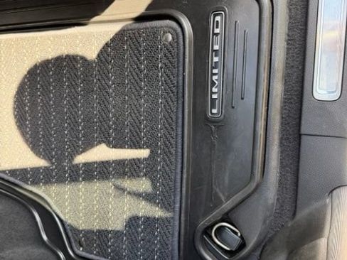 Used 2019 RAM 1500 Limited AWD/4WD image 29