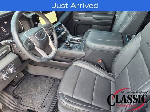 Used 2024 GMC Sierra 1500 Denali w/ Technology Package image 5