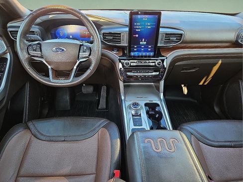 Certified 2022 Ford Explorer King Ranch w/ Class IV Trailer Tow Package image 12