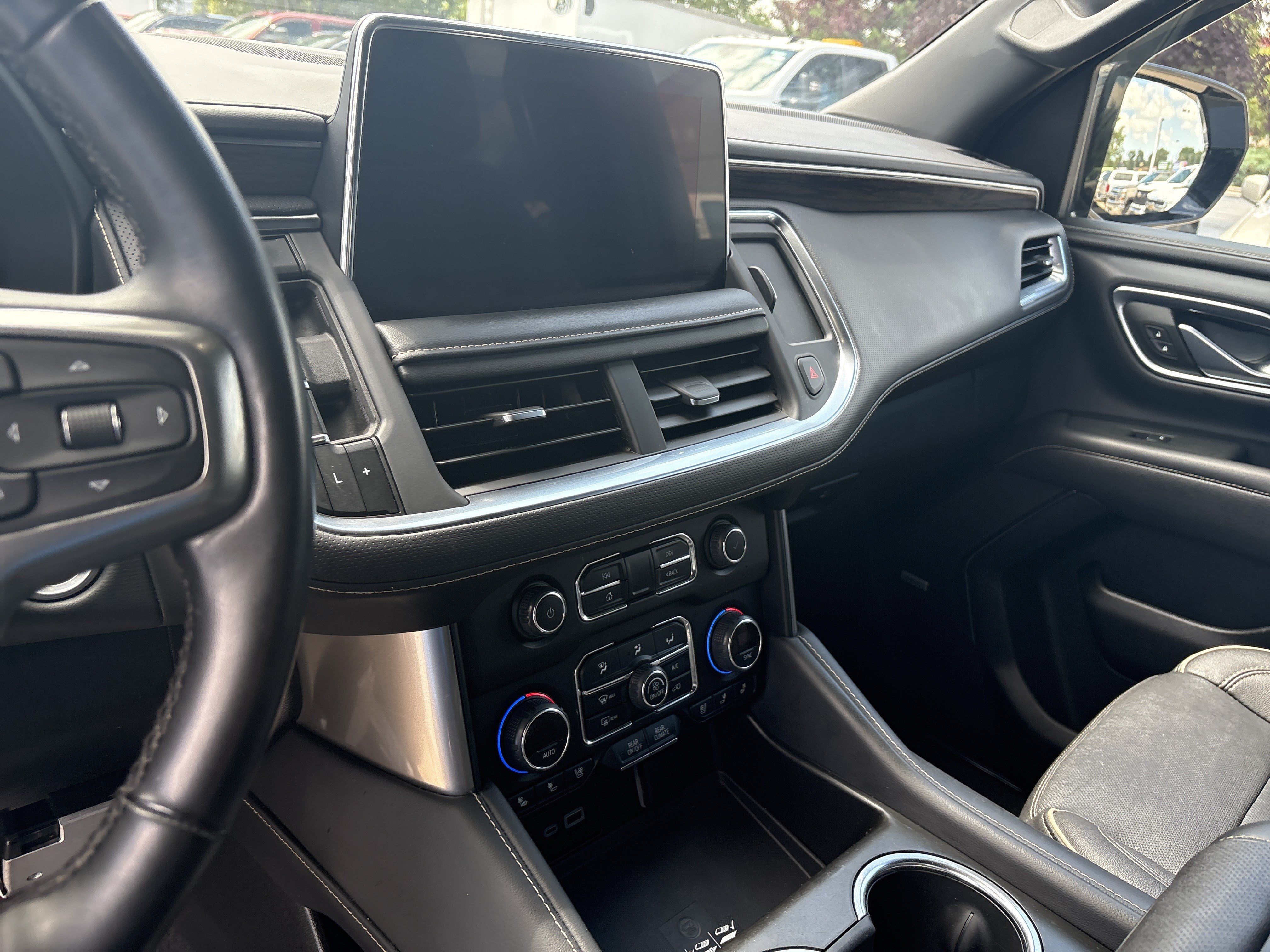Used 2023 Chevrolet Tahoe Premier AWD/4WD image 20
