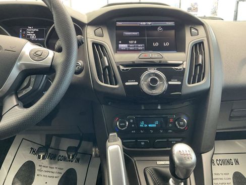 Used 2013 Ford Focus ST FWD image 18