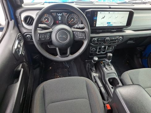 Used 2024 Jeep Wrangler Unlimited Sport AWD/4WD image 11