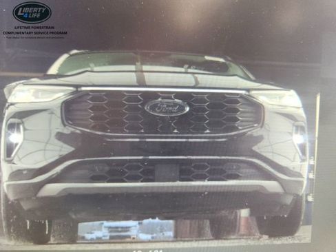 Used 2023 Ford Escape ST-Line Elite w/ Premium Technology Package image 9