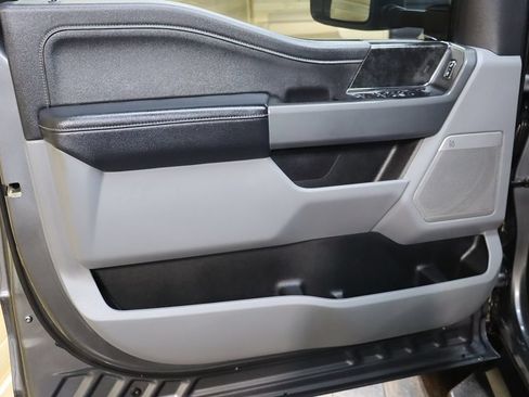 Used 2024 Ford F250 XLT w/ Black Appearance Package AWD/4WD image 43