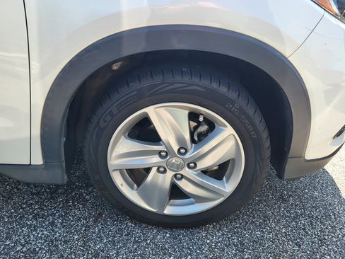 Used 2020 Honda HR-V EX image 7