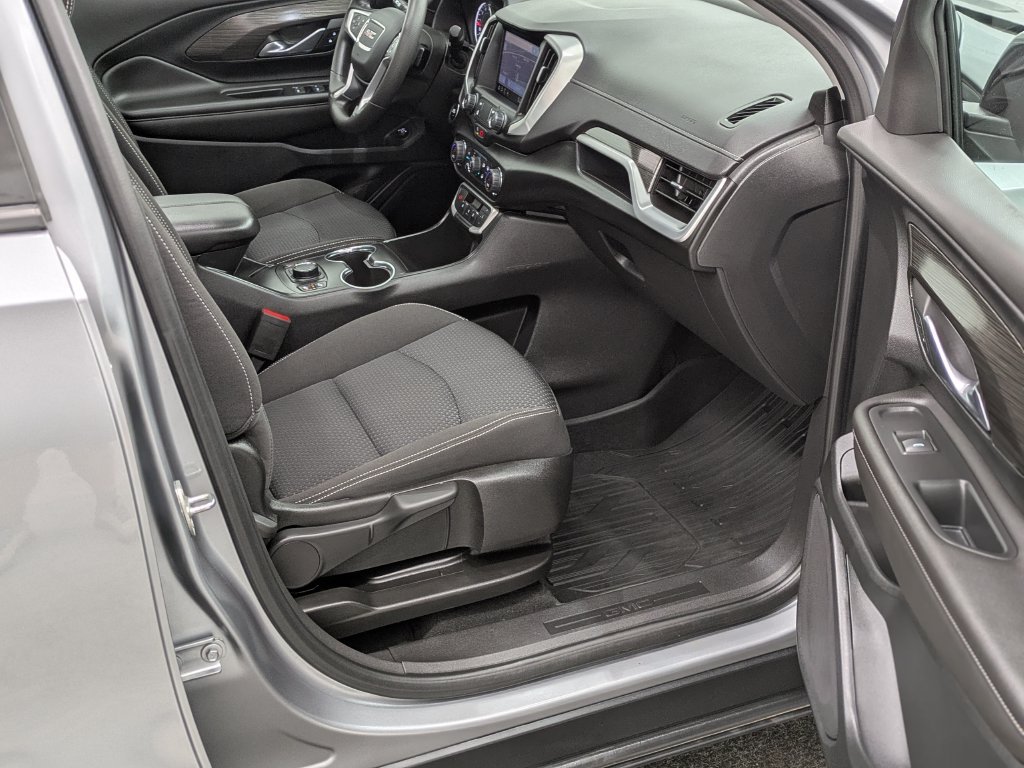 Used 2023 GMC Terrain SLE w/ Driver Convenience Package AWD/4WD image 20