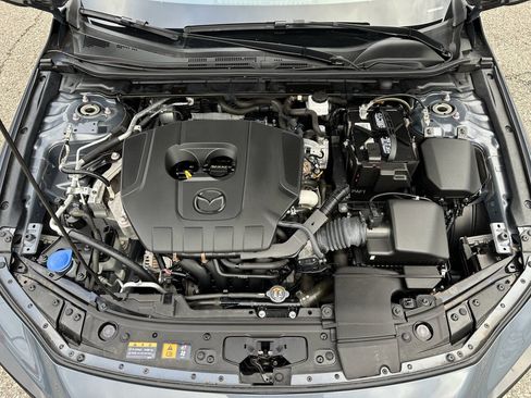 Used 2023 MAZDA MAZDA3 s image 9