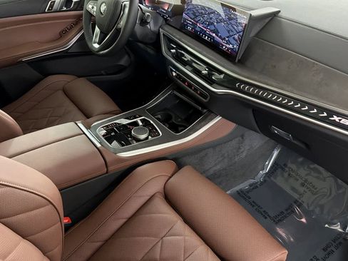 New 2026 BMW X5 xDrive40i w/ Premium Package image 16