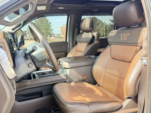 Used 2024 Ford F250 King Ranch image 15