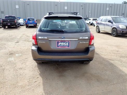 Used 2009 Subaru Outback 2.5i Special Edition image 3
