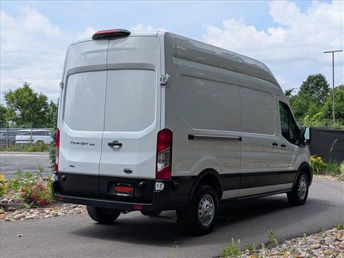 Used 2024 Ford Transit 250 148 High Roof AWD image 5