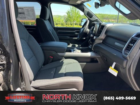New 2026 RAM 1500 Big Horn AWD/4WD image 25