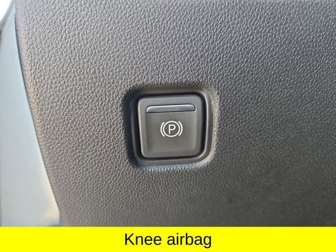 Used 2025 Chevrolet Blazer LT AWD/4WD image 37