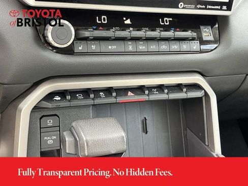 Used 2023 Toyota Tundra Limited w/ TRD Off-Road Package AWD/4WD image 31