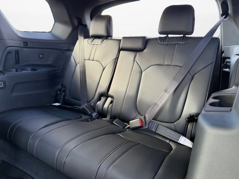 New 2025 Honda Pilot TrailSport image 9