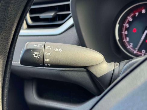 Used 2023 Toyota RAV4 LE image 19