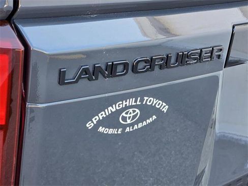 Certified 2025 Toyota Land Cruiser Base image 40