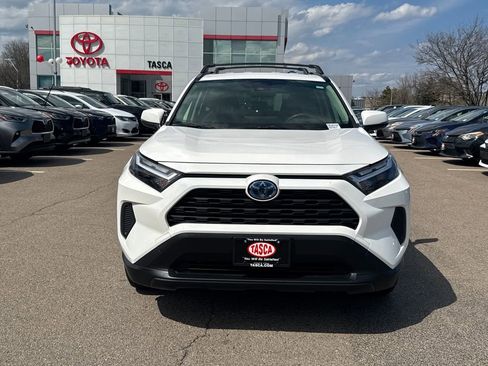 Used 2024 Toyota RAV4 LE image 2