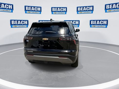 Used 2026 Chevrolet Equinox LT FWD image 7
