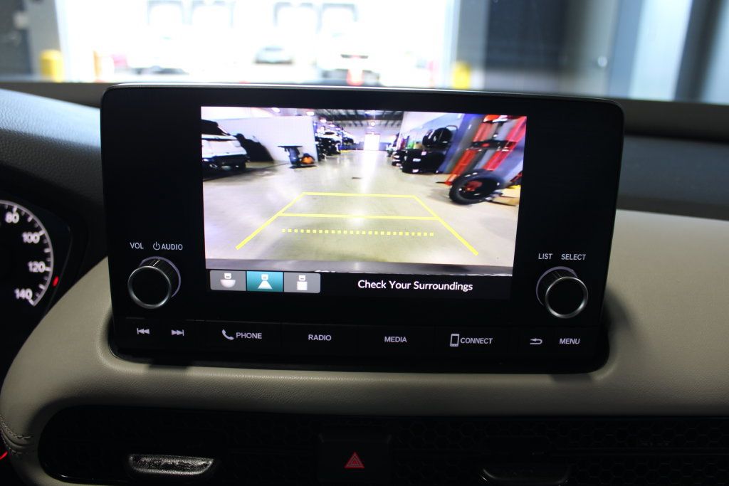 Used 2025 Honda HR-V LX image 14