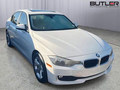 Used 2014 BMW 320i Sedan image 6